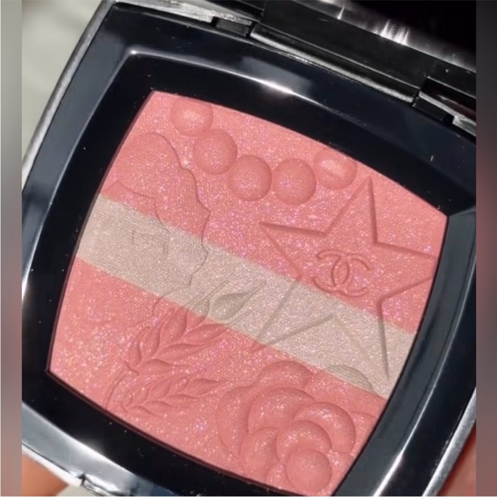 Chanel Rose Lumiere Limited Edition Blush